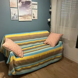 Appartement Studio Le Bali Avec Wifi à 100m De La Plage, La Seyne-sur-Mer
